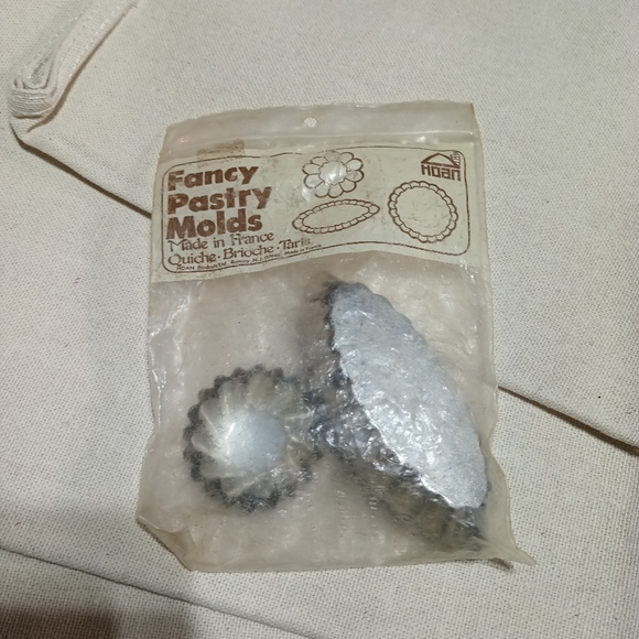 Made in France. Metal tart tins - Picture 1 of 4